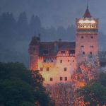 castello-di-bran-nella-nebbia-1200x630