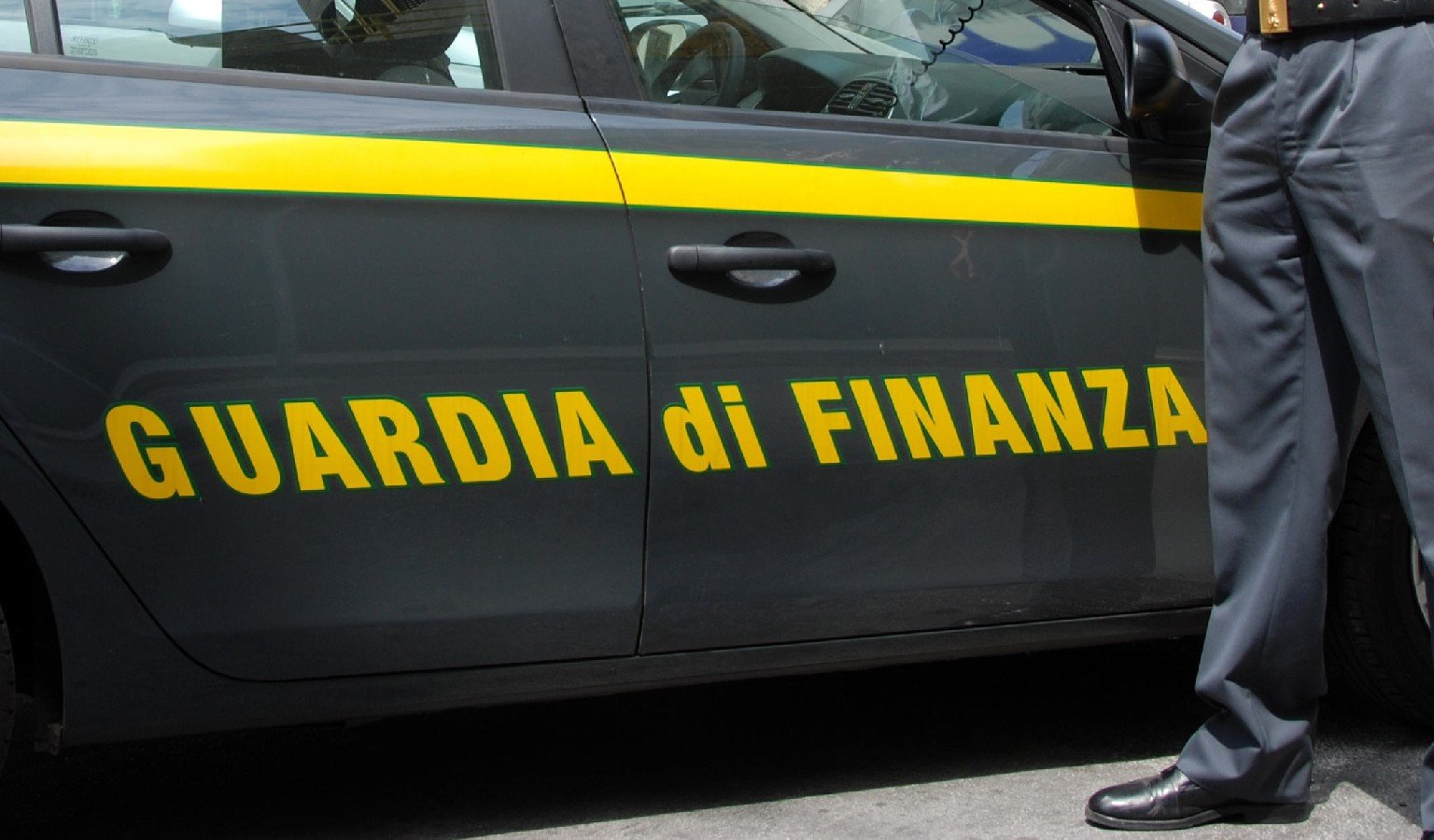Catania, mafia: bancarotta e riciclaggio per favorire clan. Dieci misure cautelari