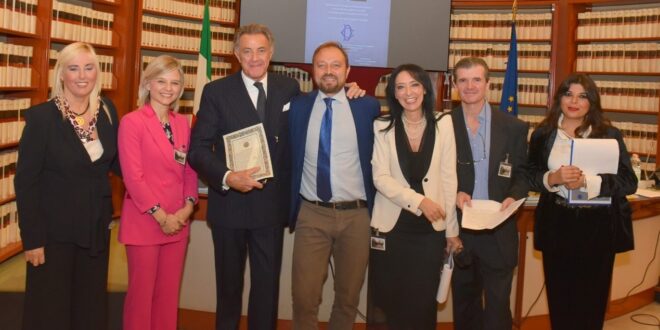 Premio Riccardo Bramante: Eccellenze del Paese e Ponte di Opportunità per i Giovani Talenti